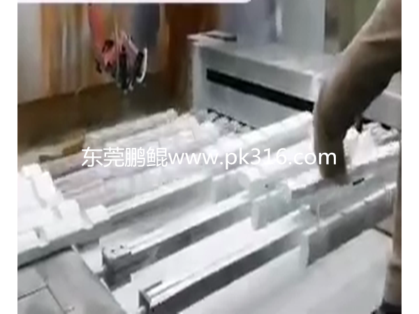 广东莞木条自动喷漆机
